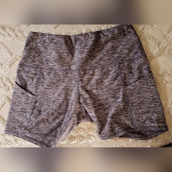 ODODOS Tummy Control Yoga shorts, High Waist w pockets athletic workout, Large - Picture 10 of 10